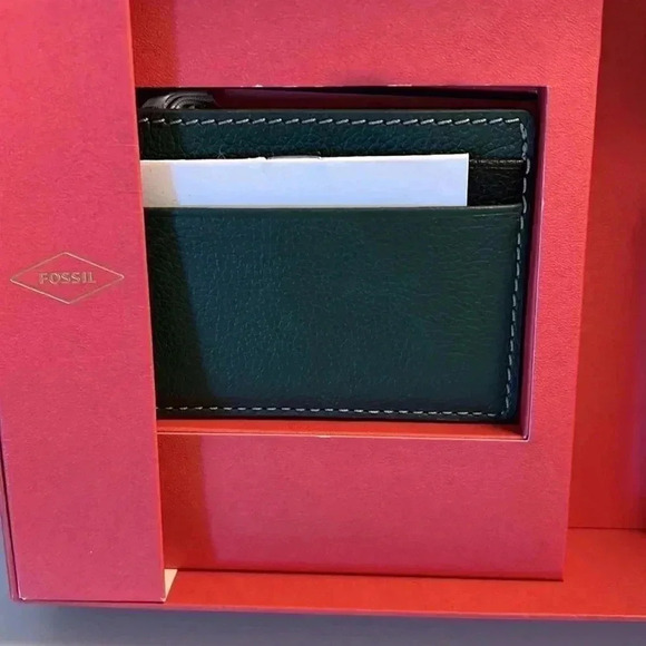 Fossil Card Case & Key Fob Set NWT - Picture 5 of 7